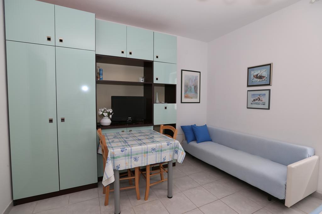 Apartments Ljubica บัชกา ภายนอก รูปภาพ
